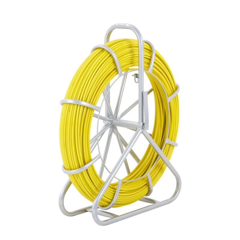 Roda de Cabo de Fibra de Vidro Ø6,35mm x 129,5m, com carretel de aço, luvas e cabeçotes metálicos para passagem de cabos.